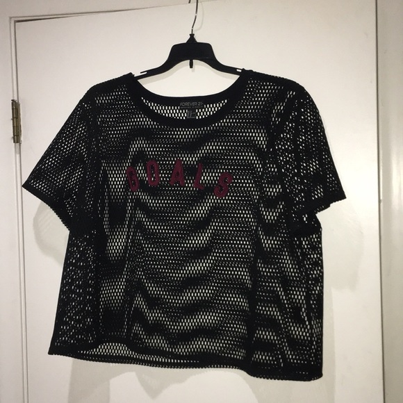 Black Top- Burgundy Letter - Picture 1 of 3